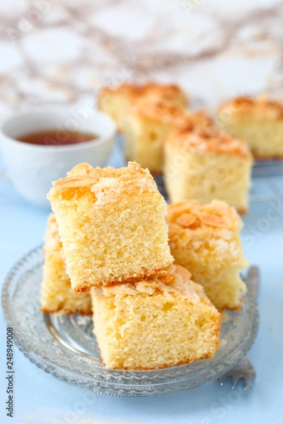 Obraz Butterkuchen mit Mandelblättchen