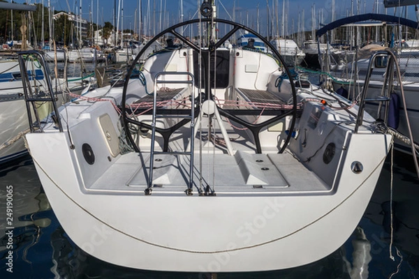 Fototapeta Sailing boat helm