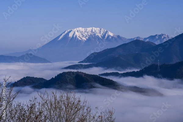 Obraz 冬の大山、絶景の雪景色、日本、鳥取県、伯耆富士
