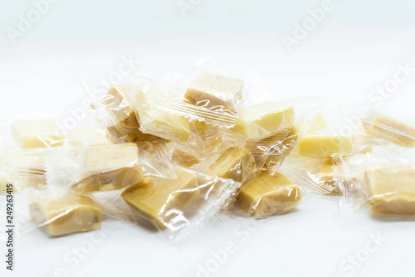 Fototapeta 袋に入ったキャラメル