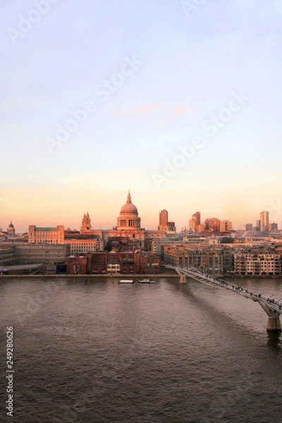 Obraz Sunset view of St Paul's Cathedral and Millennium Bridge