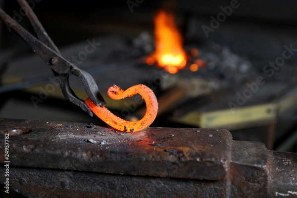 Obraz element in the smithy