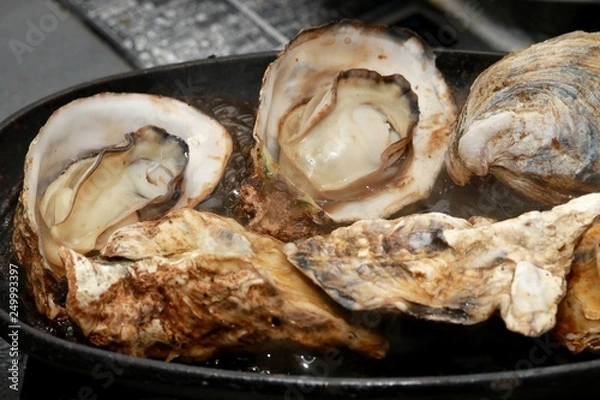 Obraz 牡蠣の鉄板焼き