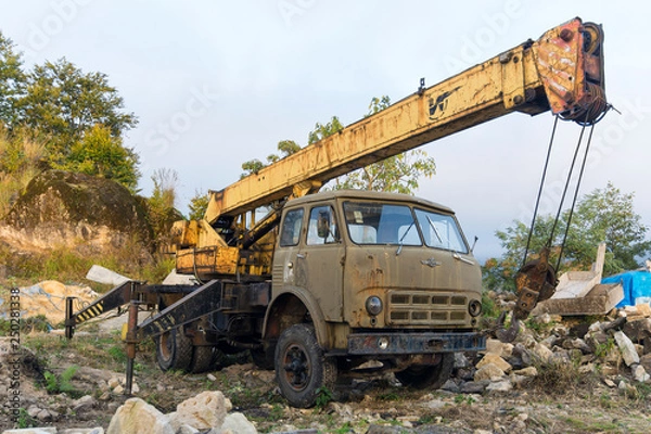 Obraz Old soviet venichle "MAZ"