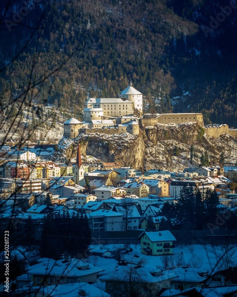 Obraz Winter in the city of Kufstein Tirol with fortress