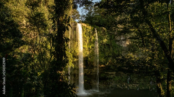 Obraz Gorgeous Mexico Falls