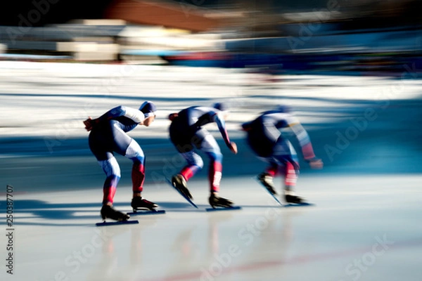 Fototapeta Pattinatori in gara