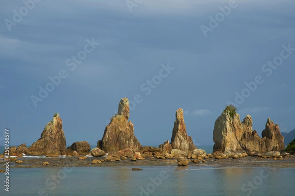 Fototapeta 橋杭岩