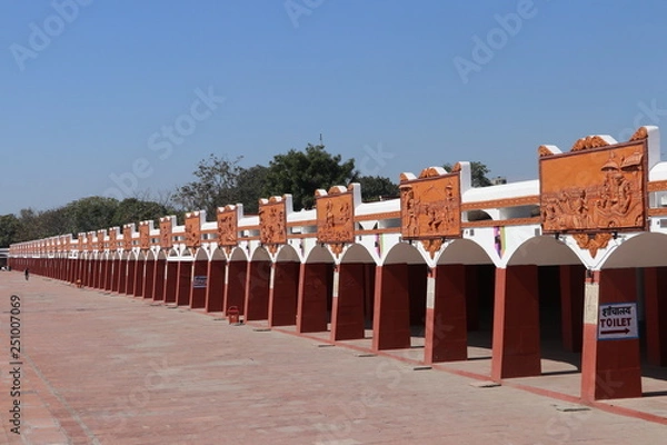 Obraz Architecture of Brahma Sarovar in Kurukshetra Haryana