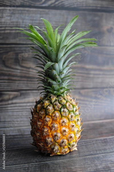 Obraz A nice pineapple on the board