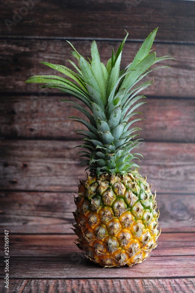 Obraz A nice pineapple on the board