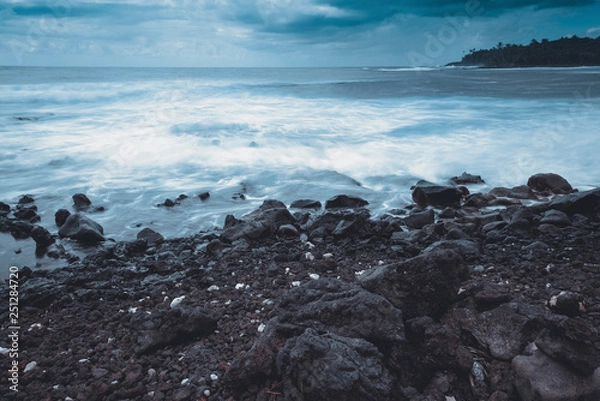 Fototapeta Landscapes of the Big Island of Hawaii with dramatic scenery of sky oceans mountains and lava