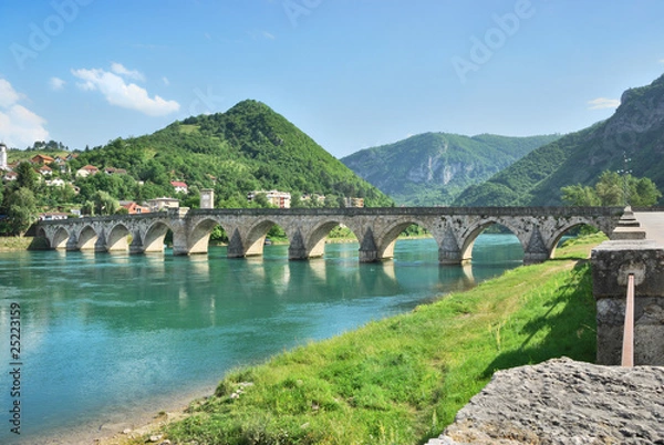 Fototapeta Bridge on Drina
