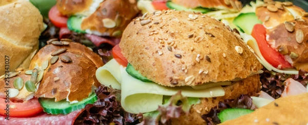 Obraz Belegtes Brot, Brötchen mit Schninken und Käse
