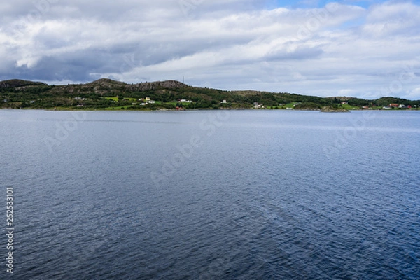 Obraz Fjord landscape along the Atlantic coast of southern Norway viewed from cruise ship