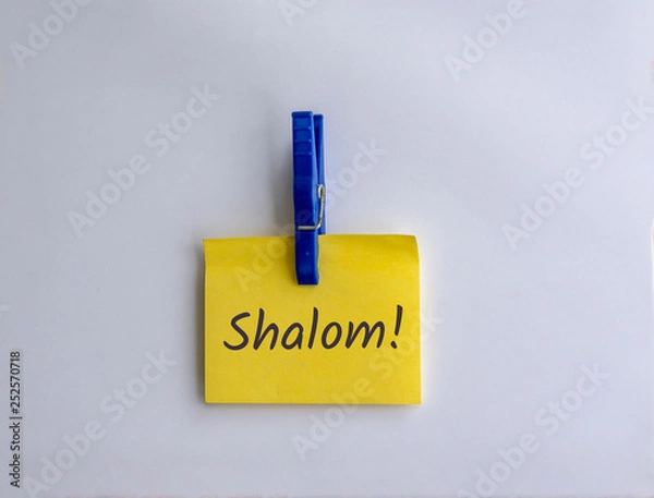 Obraz Shalom written on clipped yellow note