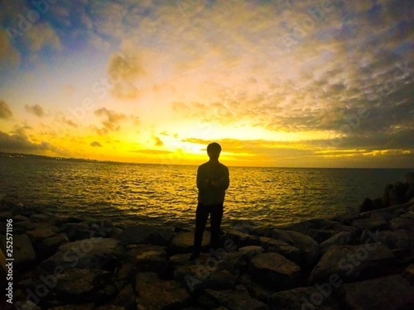 Fototapeta 夕暮れの海