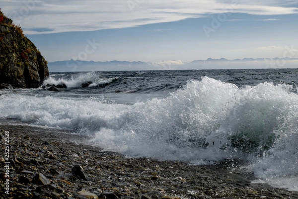 Fototapeta waves and splashes by the sea