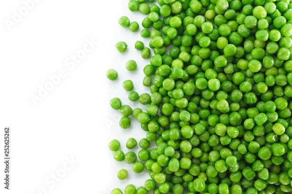 Obraz pile green peas on white background.