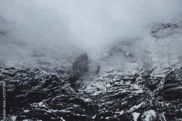 Fototapeta moody mountain side