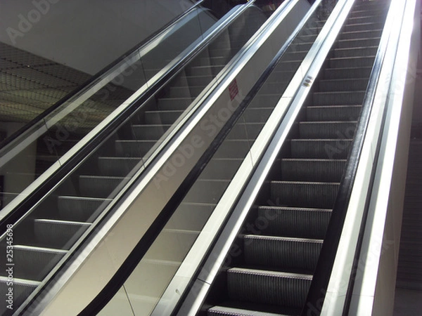 Fototapeta escalator dans un centre commercial