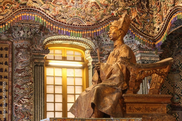 Obraz Cesarz deklaruje posąg