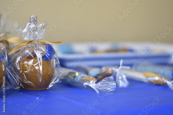 Obraz Candy apple for boy baby shower 