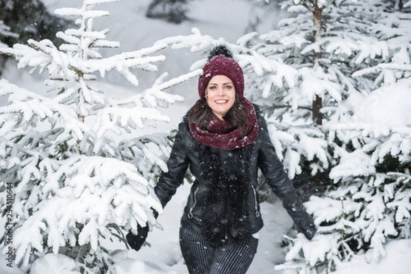 Fototapeta Winter photo session with Veronica