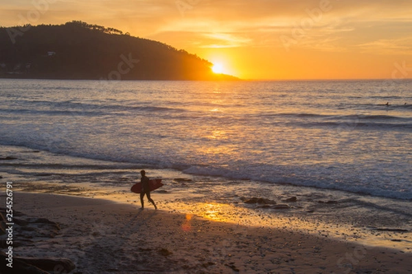 Obraz Surfing al Atardecer