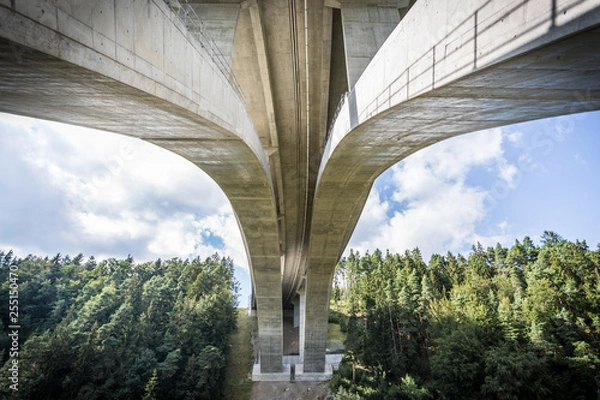 Fototapeta tall highway bridge infrastructure symmetrical view