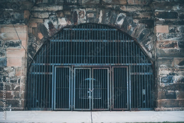 Obraz Bars Under a Bridge