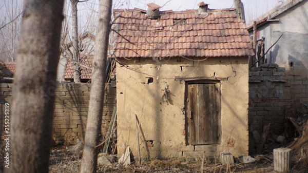 Obraz abandoned building