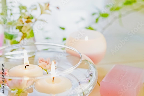 Obraz 水に浮くアロマキャンドル