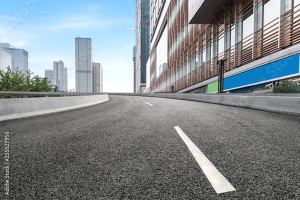 Fototapeta empty highway with cityscape of chengdu,China