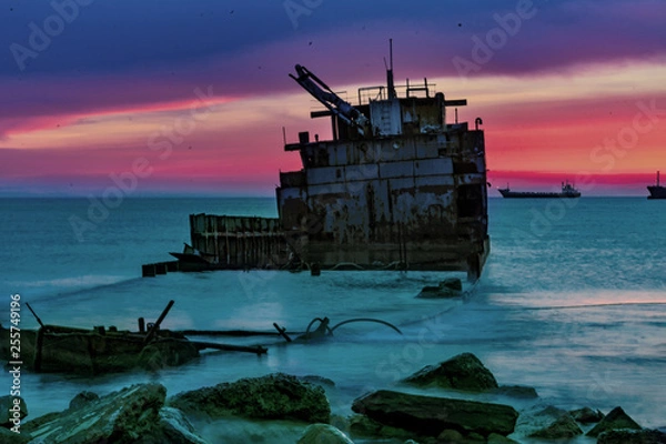 Fototapeta The sunk ship