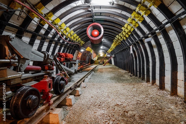 Obraz Mine equipment and ventilation in underground coal mine