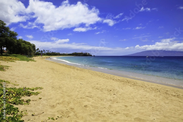 Obraz kaanapali beach on maui looking at the island of kahoolawe