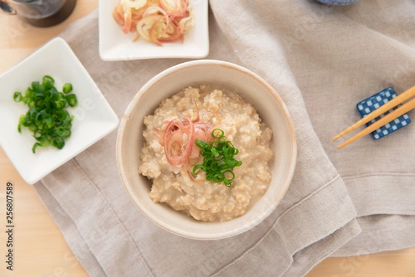 Obraz 和風のオートミール粥