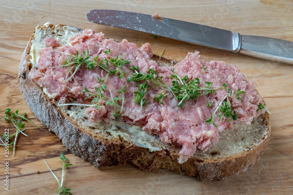 Obraz Brot mit Rügenwalder Teewurst