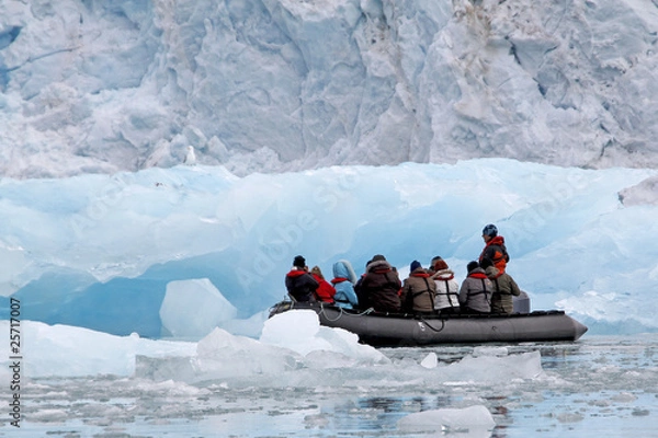 Obraz Samochód retro na białym tle.