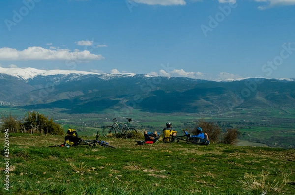 Obraz Bikepacking with friends in the mountains