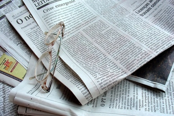 Obraz newspaper and the glasses
