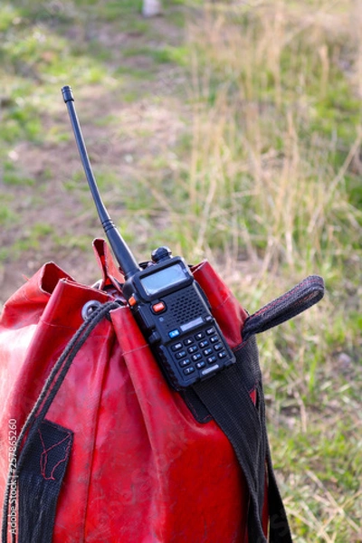 Obraz radio is portable