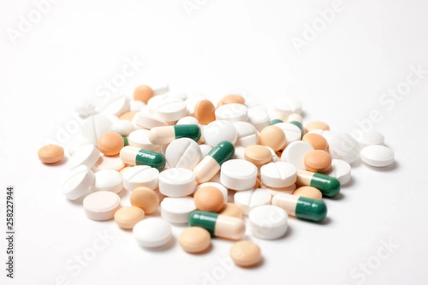 Fototapeta たくさんの薬の山