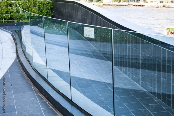 Fototapeta tempered laminated glass railing balustrade panels frame less ,safety glass for modern architectural buildings.
