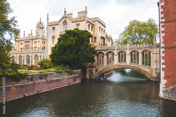Obraz The Bridge of Sighs at St John's College, University of Cambridge, England