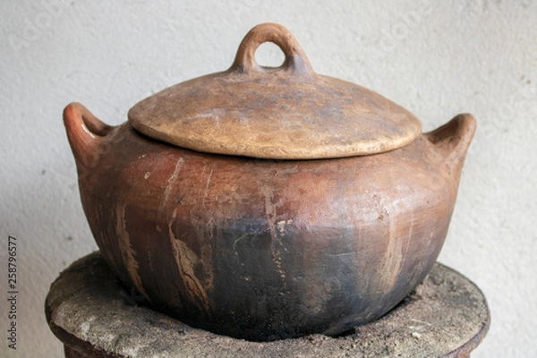 Obraz Clay pot without lid