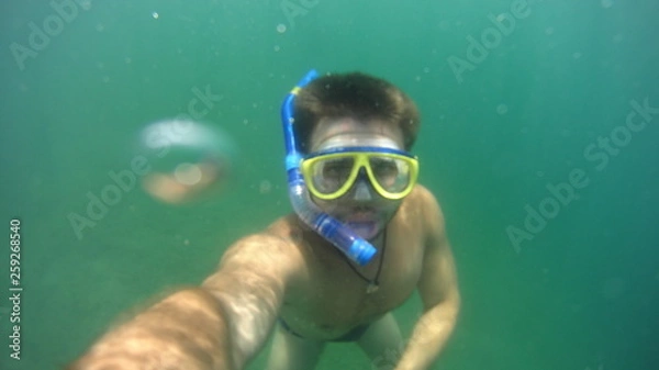 Obraz boy in scuba mask