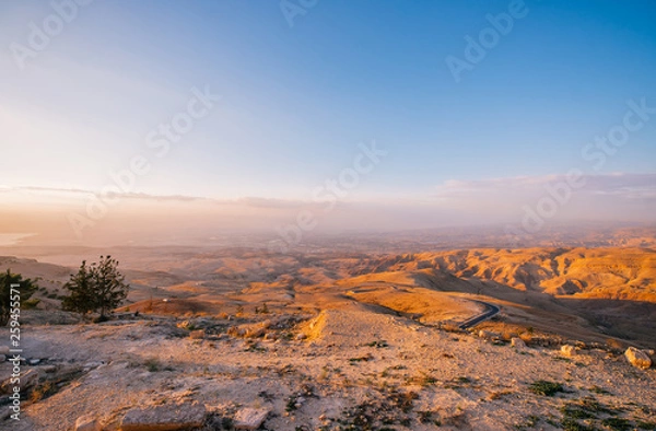 Obraz Sunset view of Petra valley in Jordan