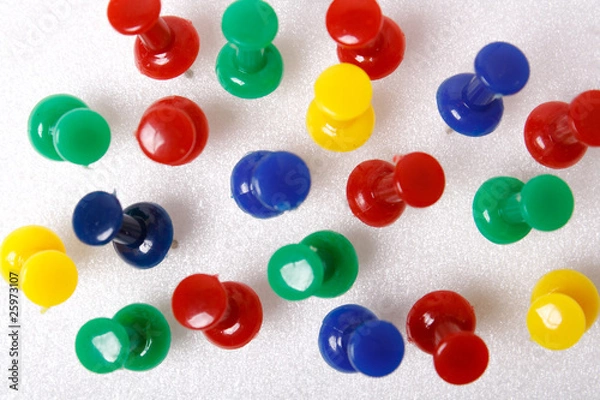 Fototapeta push pins